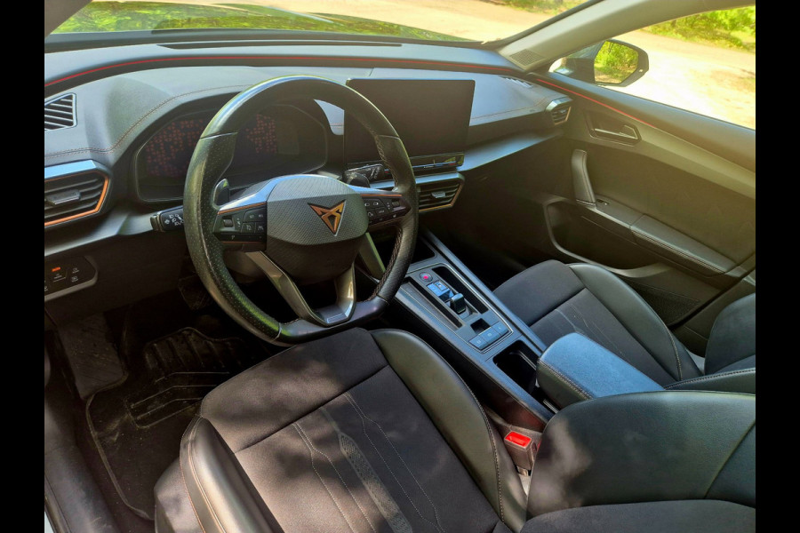 CUPRA Formentor 1.5 TSI Business Edition camera digi dashboard