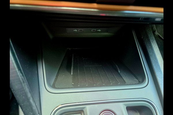 CUPRA Formentor 1.5 TSI Business Edition camera digi dashboard