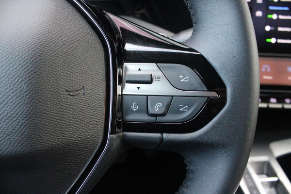 Peugeot 308 1.2 Hybrid 145PK AUTOMAAT ALLURE | AGR STOEL | STOEL EN STUUR VEWARMING | KEYLESS ENTRY/START | DRAADLOZE APPLE CARPLAY/ANDROID AUTO | NAVIGATIE | CLIMATE CONTROL | LICHTMETALEN VELGEN 17" | LED KOPLAMPEN | ACHTERUITRIJCAMERAA | ADAPTIVE CRUISE CONTROL | DRAADLOZE TELEFOONLADER |