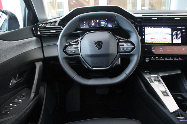 Peugeot 308 1.2 Hybrid 145PK AUTOMAAT ALLURE | AGR STOEL | STOEL EN STUUR VEWARMING | KEYLESS ENTRY/START | DRAADLOZE APPLE CARPLAY/ANDROID AUTO | NAVIGATIE | CLIMATE CONTROL | LICHTMETALEN VELGEN 17" | LED KOPLAMPEN | ACHTERUITRIJCAMERAA | ADAPTIVE CRUISE CONTROL | DRAADLOZE TELEFOONLADER |