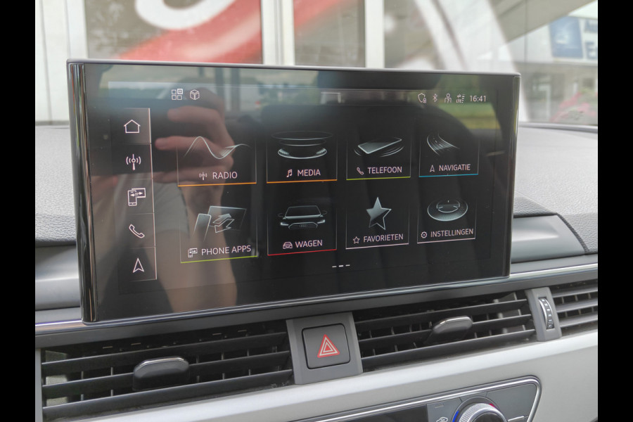 Audi A4 Limousine 35 TFSI Pro Line / Carplay / 17'' LM / LED / Sensoren V+A