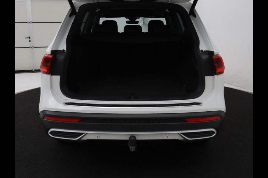 Seat Tarraco 1.4 TSI e-Hybrid PHEV Xcellence | SOH 87,3% | Panoramadak | Trekhaak | Adaptive cruise | Carplay | 360 Camera | Navigatie | Climate control | DAB+ | Full LED | Park assist