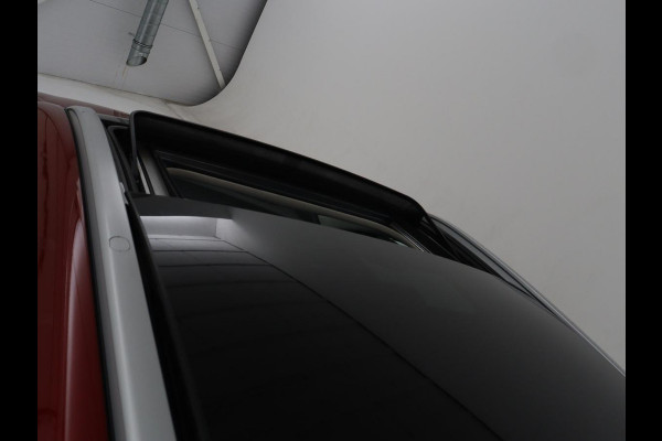 Hyundai i30 Wagon 1.5 T-GDi MHEV Premium Sky | Panoramadak | Stoel & Sturverwarming | Stoelkoeling | Camera | Adaptive cruise | Navigatie | Carplay | DAB+ | Climate control | Full LED