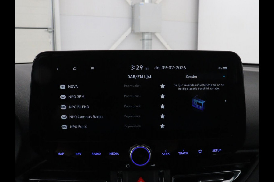 Hyundai i30 Wagon 1.5 T-GDi MHEV Premium Sky | Panoramadak | Stoel & Sturverwarming | Stoelkoeling | Camera | Adaptive cruise | Navigatie | Carplay | DAB+ | Climate control | Full LED