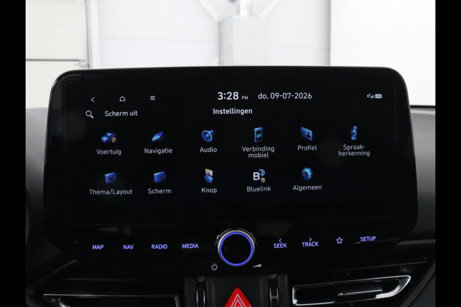 Hyundai i30 Wagon 1.5 T-GDi MHEV Premium Sky | Panoramadak | Stoel & Sturverwarming | Stoelkoeling | Camera | Adaptive cruise | Navigatie | Carplay | DAB+ | Climate control | Full LED