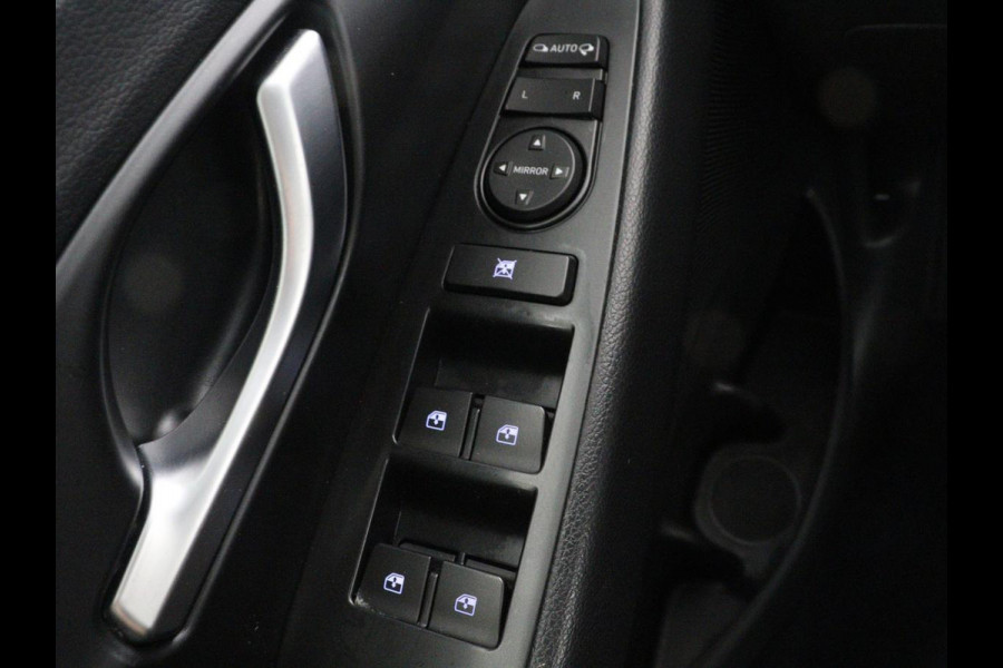 Hyundai i30 Wagon 1.5 T-GDi MHEV Premium Sky | Panoramadak | Stoel & Sturverwarming | Stoelkoeling | Camera | Adaptive cruise | Navigatie | Carplay | DAB+ | Climate control | Full LED