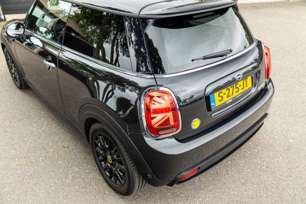 MINI Electric Resolute Edition 33 kWh Soh 97% I Camera I Led I Leder I Navigatie I CarPlay I Android I Climate I Cruise I HeadUp