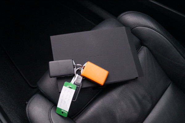 Volvo XC40 1.5 T4 Plug-in Hybrid Core Bright -SOH99%-LEER-NAVI-ECC-