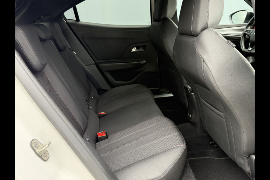 Opel Mokka BWJ 2022 | 1.2T 101PK GS Line | CLIMA | TWO TONE | CRUISE | CARPLAY | LED | SPORTSTOELEN | PDC | LICHTMETAAL |