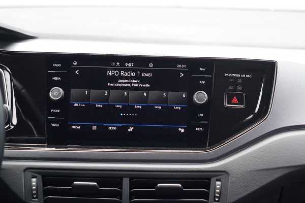Volkswagen Polo 1.0 TSI Style / IQ Light / Stoelverw. / Side Assist / Adaptieve Cruise / DAB / Carplay