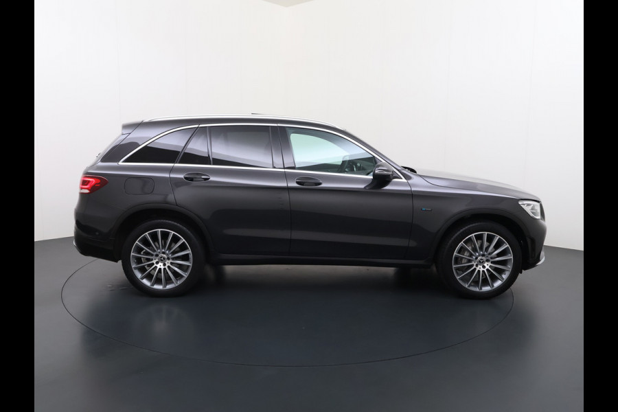 Mercedes-Benz GLC 300 e 4MATIC AMG line | Burmester Trekhaak