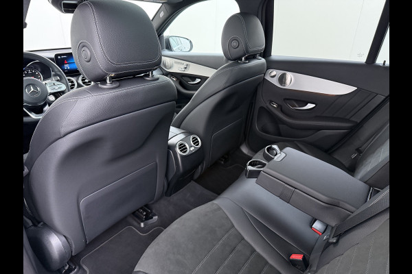 Mercedes-Benz GLC 300 e 4MATIC AMG line | Burmester Trekhaak