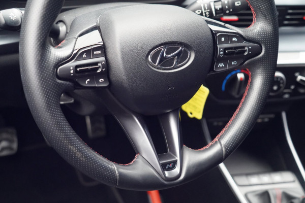 Hyundai i20 1.0 T-GDI N Line / NL-Auto / Navi / Camera / Side Assist / Trekhaak / Bose Audio / Airco