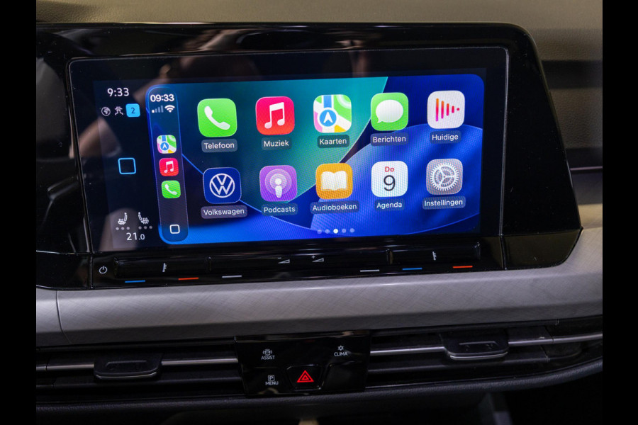 Volkswagen Golf Variant 1.0 TSI Life 110pk / Airco / Stoelverwarming / Achteruitrijcamera / Apple carplay / Adaptieve cruise control