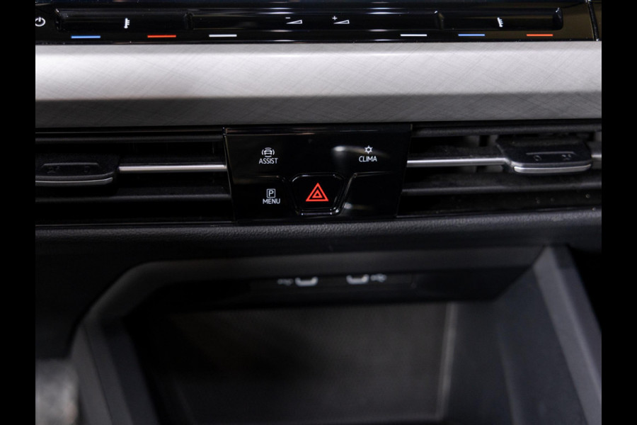 Volkswagen Golf Variant 1.0 TSI Life 110pk / Airco / Stoelverwarming / Achteruitrijcamera / Apple carplay / Adaptieve cruise control