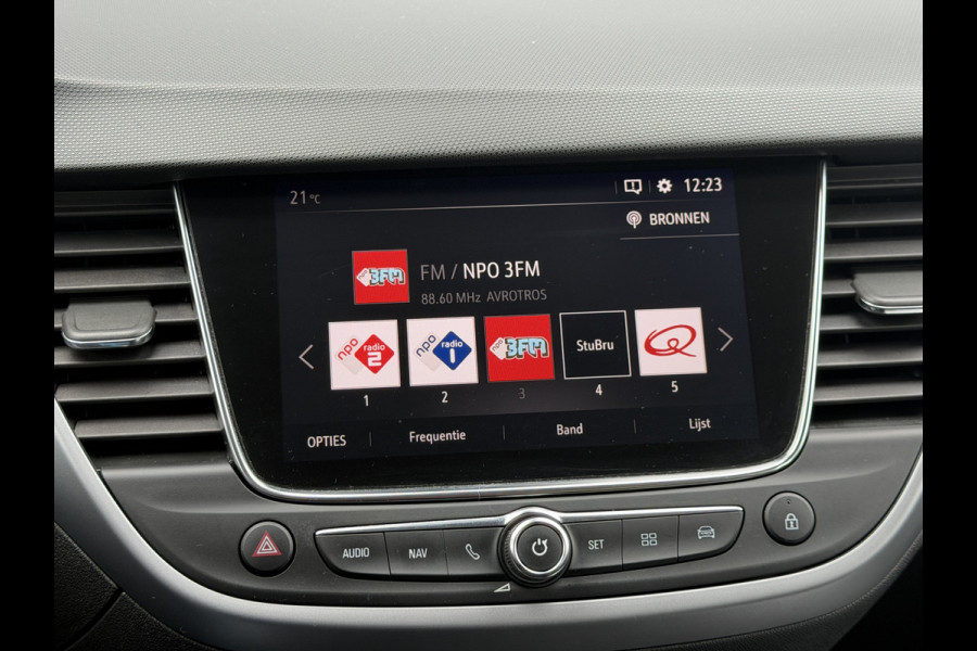 Opel Crossland X BWJ 2018 | 1.2T 111PK Innovation | TREKHAAK | NAVI | AIRCO | PDC | LICHTMETAAL | CARPLAY |