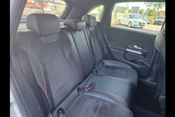 Mercedes-Benz B-Klasse 180 Business Solution AMG /Led /Org NL