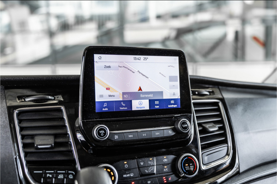 Ford Transit Custom 320 2.0 TDCI 170 PK L2H1 Limited DC | Dubbel cabine | Bi-Xenon | CarPlay | Navigatie | Stoelverwarming | Trekhaak | Euro 6 | Nieuwe APK