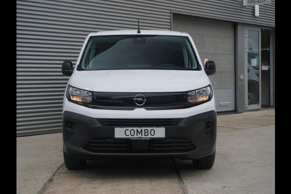 Opel Combo Electric L2 50kWh | navigatie | camera | warmtepomp | Pakket Comfort Connect | betimmering | verwarmde Comfort stoelen | dodehoekdetectie | parkeersensoren v/a | digitale binnenspiegel |