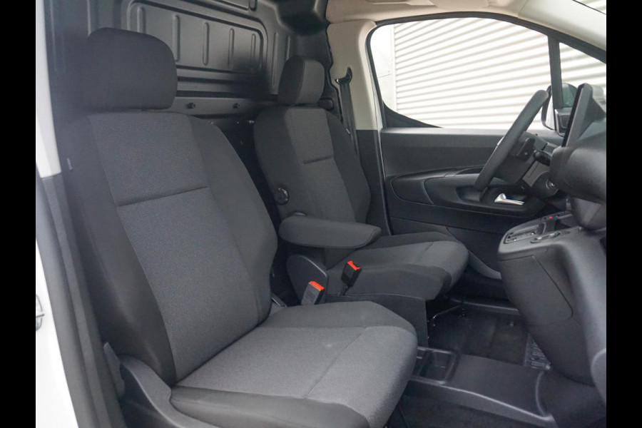 Opel Combo Electric L2 50kWh | navigatie | camera | warmtepomp | Pakket Comfort Connect | betimmering | verwarmde Comfort stoelen | dodehoekdetectie | parkeersensoren v/a | digitale binnenspiegel |