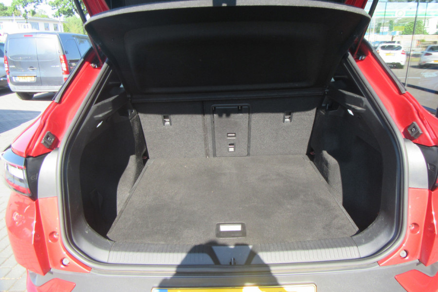 Volkswagen ID.4 Pro 77 kWh Comfort Style, Trekhaak, SOH 92%