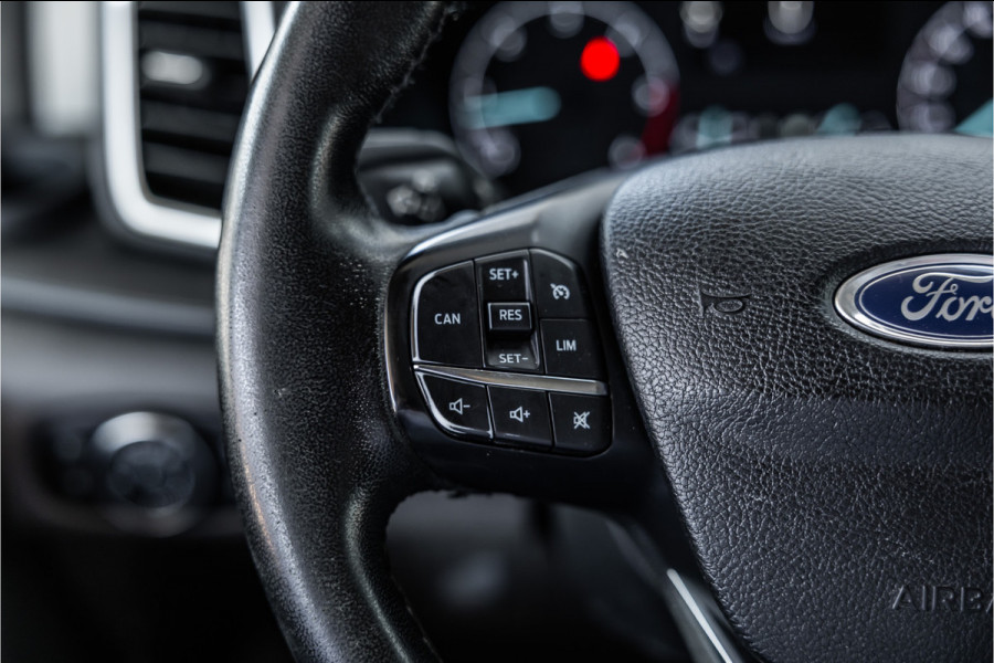 Ford Transit Custom 320 2.0 TDCI 185 PK L2H1 Sport | Automaat | CarPlay | Camera | Stoelverwarming | Navigatie | Elek stoelen | DAB | Nieuwe APK | Orig. NL Auto