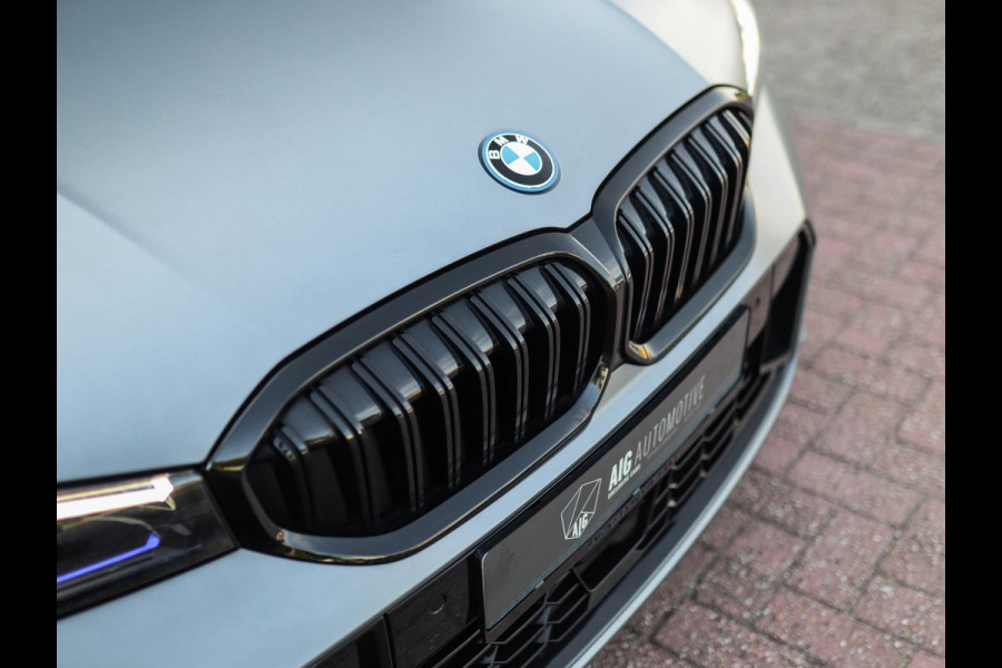 BMW 3-serie 330e | Frozen | M-Sport Pro | Pano | H/K | Memory