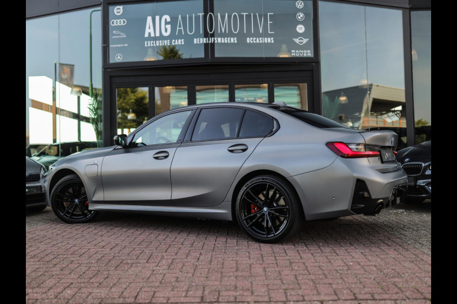 BMW 3-serie 330e | Frozen | M-Sport Pro | Pano | H/K | Memory