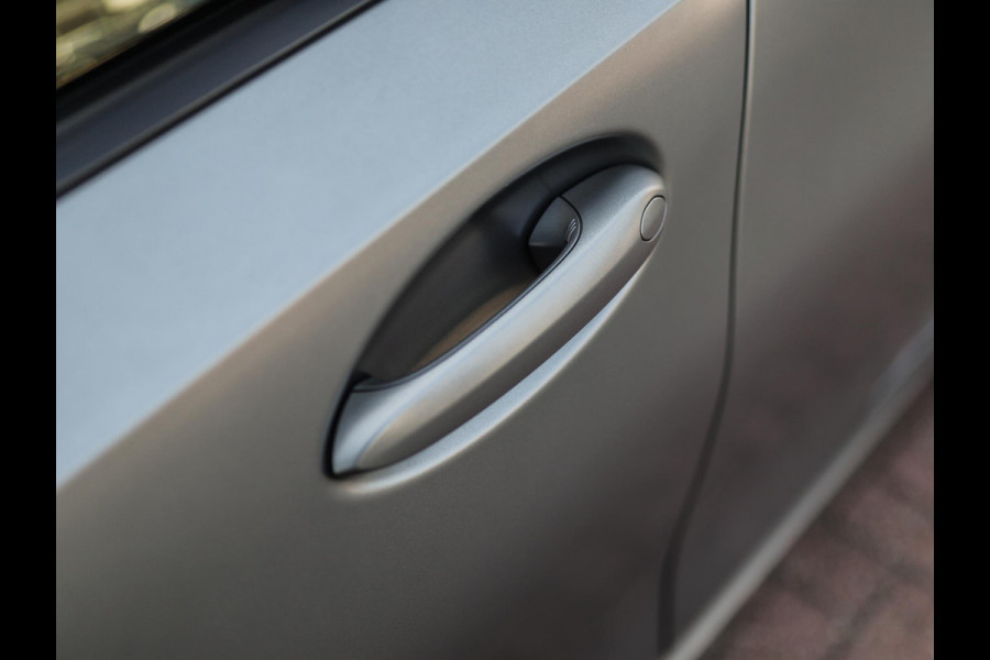 BMW 3-serie 330e | Frozen | M-Sport Pro | Pano | H/K | Memory