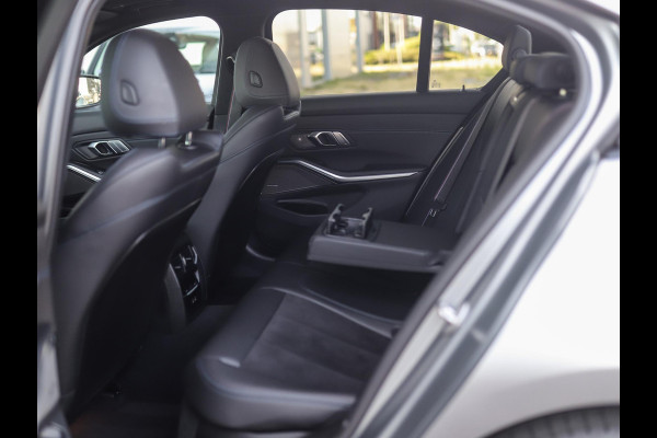 BMW 3-serie 330e | Frozen | M-Sport Pro | Pano | H/K | Memory