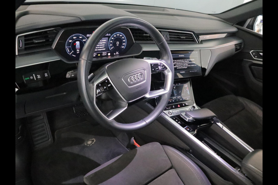 Audi e-tron Sportback 55 quattro Business edition Plus 95 kWh 408 pk | SOH 92,64% | Navigatie | Panoramadak | Parkeersensoren | Elektr. voorstoelen | Lichtmetalen velgen 21" | Luchtvering |