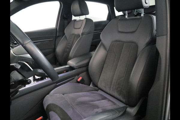 Audi e-tron Sportback 55 quattro Business edition Plus 95 kWh 408 pk | SOH 92,64% | Navigatie | Panoramadak | Parkeersensoren | Elektr. voorstoelen | Lichtmetalen velgen 21" | Luchtvering |