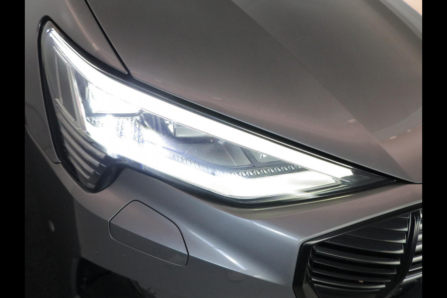 Audi e-tron Sportback 55 quattro Business edition Plus 95 kWh 408 pk | SOH 92,64% | Navigatie | Panoramadak | Parkeersensoren | Elektr. voorstoelen | Lichtmetalen velgen 21" | Luchtvering |