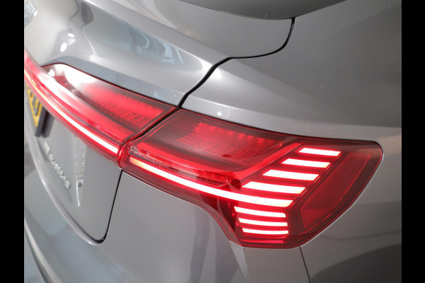 Audi e-tron Sportback 55 quattro Business edition Plus 95 kWh 408 pk | SOH 92,64% | Navigatie | Panoramadak | Parkeersensoren | Elektr. voorstoelen | Lichtmetalen velgen 21" | Luchtvering |