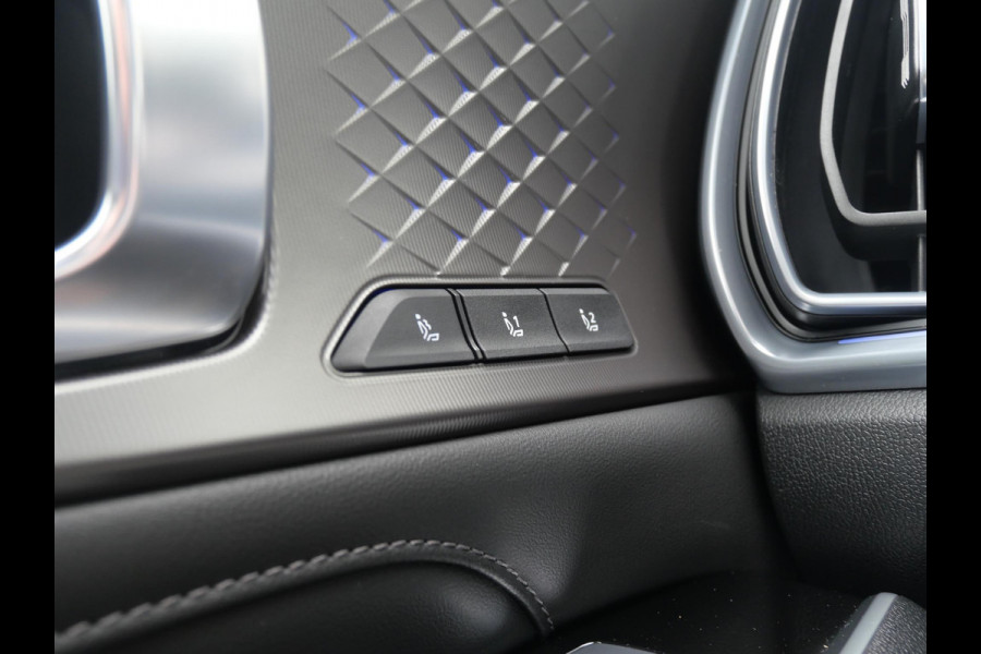 Kia Sorento 1.6 T-GDi Plug-in Hybrid 4WD ExecutiveLine 7p | Trekhaak | 360 Camera | Schuif/kantel Dak | Adaptief |