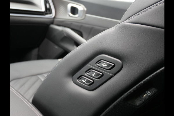 Kia Sorento 1.6 T-GDi Plug-in Hybrid 4WD ExecutiveLine 7p | Trekhaak | 360 Camera | Schuif/kantel Dak | Adaptief |