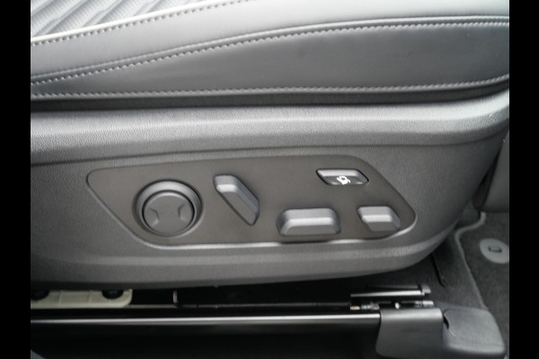 Kia Sorento 1.6 T-GDi Plug-in Hybrid 4WD ExecutiveLine 7p | Trekhaak | 360 Camera | Schuif/kantel Dak | Adaptief |