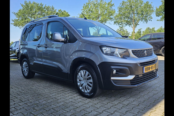 Peugeot Rifter 1.2 Puretech Allure automaat | Hoge instap | Ruim en praktisch | Stoelverwarming | Climate control | Parkeersensoren | Trekhaak |