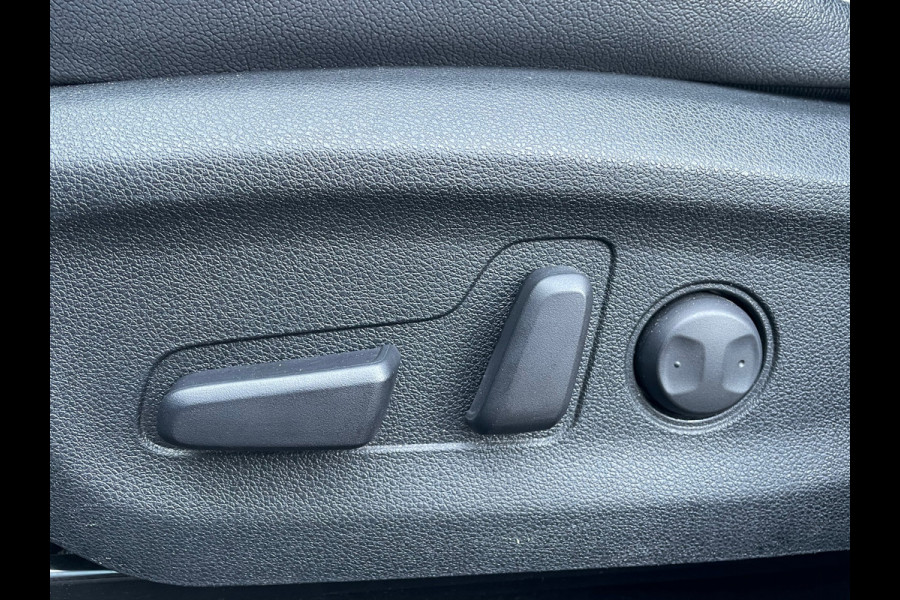 Kia e-Niro ExecutiveLine 64 kWh|Fase 3|DealerOnderh|SOH93%|Pano|