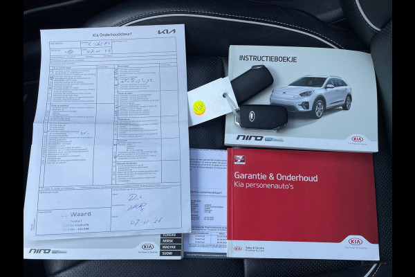 Kia e-Niro ExecutiveLine 64 kWh|Fase 3|DealerOnderh|SOH93%|Pano|