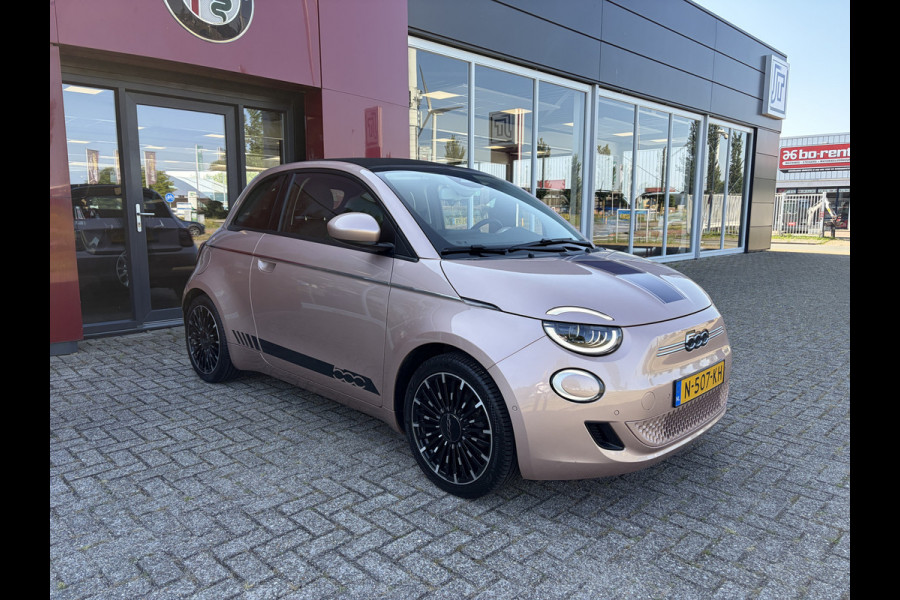 Fiat 500C Icon 42 kWh | 17" La Prima velgen | Camera | Parkeersensoren | Comfort Pack Pack Winter | Pack Magic Eye