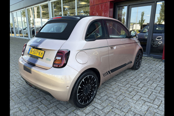 Fiat 500C Icon 42 kWh | 17" La Prima velgen | Camera | Parkeersensoren | Comfort Pack Pack Winter | Pack Magic Eye