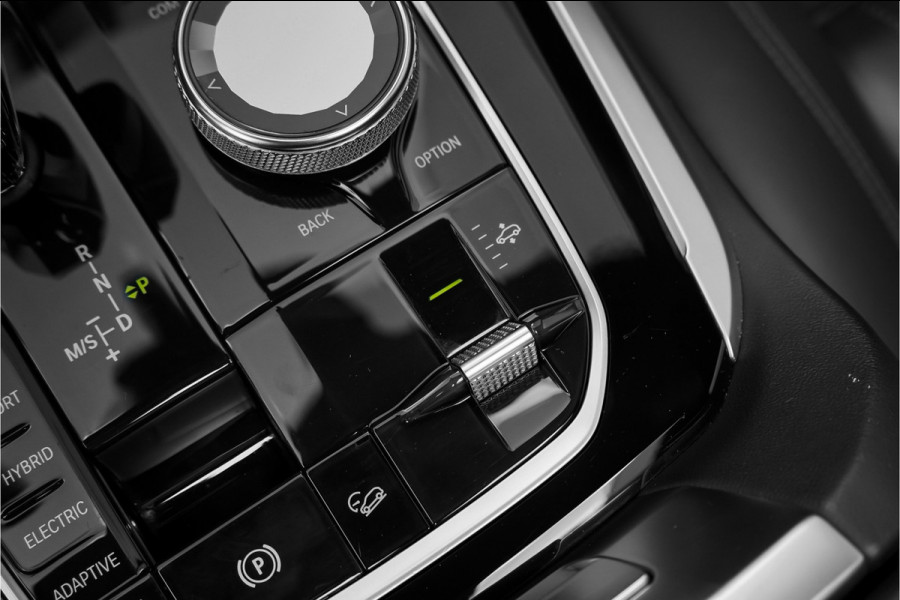 BMW X5 xDrive45e High Executive M-Sport Pano 360° CarPlay Laser 22"