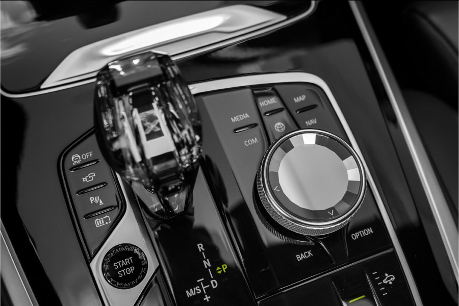 BMW X5 xDrive45e High Executive M-Sport Pano 360° CarPlay Laser 22"