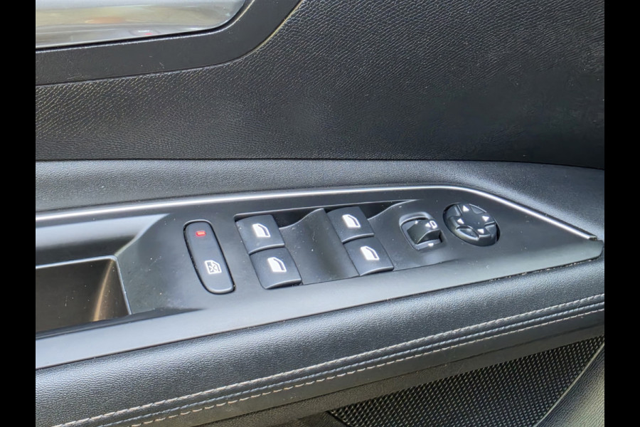 Peugeot 3008 1.2 Automaat Navi 360 Camera Memory Stoel Nap