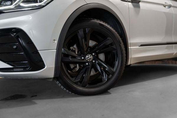 Volkswagen Tiguan 2.0 TSI DSG 4Motion R-line LEDER PANO IQ HK CAMERA