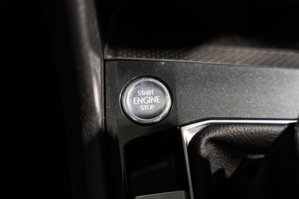 Volkswagen Tiguan 2.0 TSI DSG 4Motion R-line LEDER PANO IQ HK CAMERA
