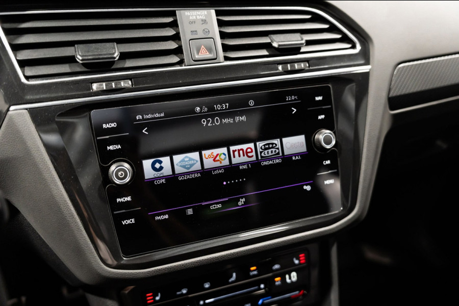 Volkswagen Tiguan 2.0 TSI DSG 4Motion R-line LEDER PANO IQ HK CAMERA