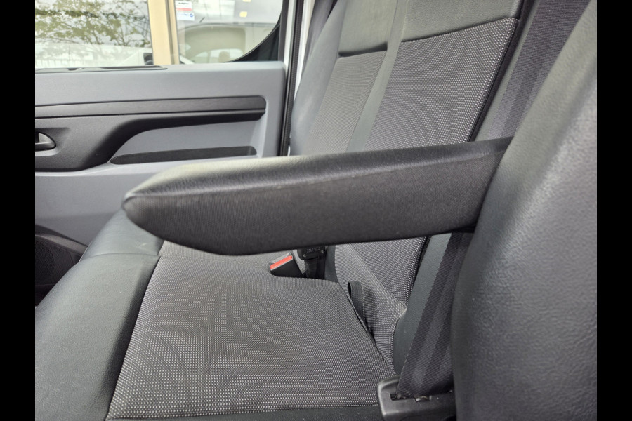 Opel Vivaro 2.0 CDTI Autm. L3 E.C.C. Airco - Cruise control - Trekhaak - PDC -Achteruitrijcamera