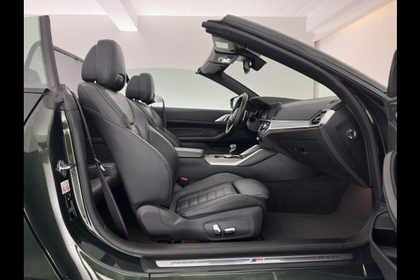 BMW 4 Serie Cabrio M440i xDrive High Executive (INCL-BTW) *HEAD-UP | LEATHER | LASER-LED | MEMORY-PACK | DIGI-COCKPIT | KEYLESS | HIFI-SOUND | SHIFTPADDLES | CAMERA | DAB | NAVI-FULLMAP | AMBIENT-LIGHT | TOWBAR | 19''ALU*